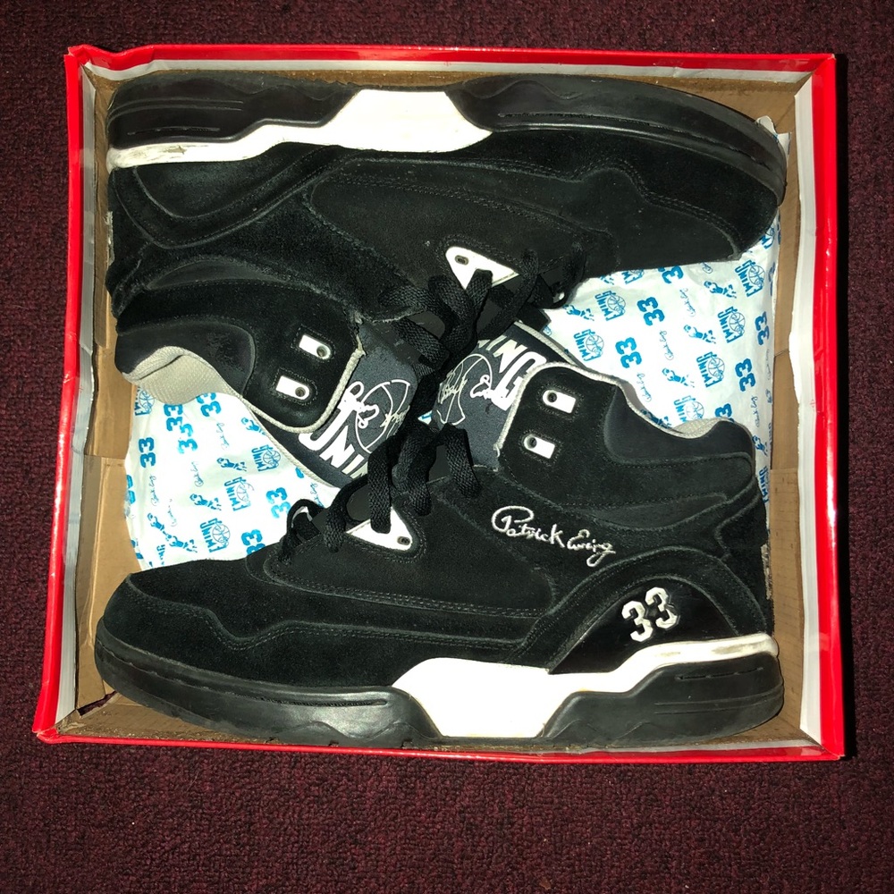 Sneakers
